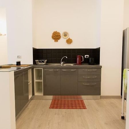 Appartamento 2 Camere Da Letto Al Politeama Palermo Exterior photo